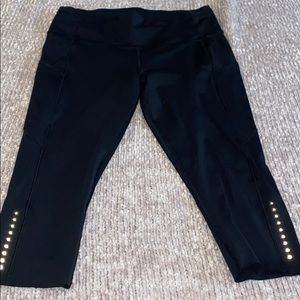 lululemon capris with pockets